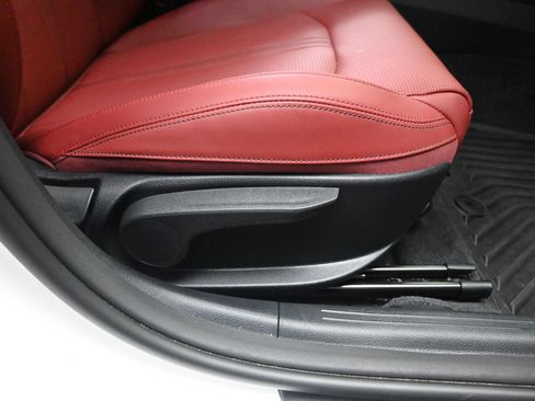 Used 2025 Kia K5 GT-Line w/ GT-Line Premium Package FWD image 15