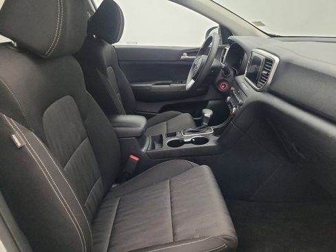 Used 2020 Kia Sportage LX image 21