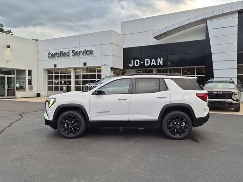 New 2027 GMC Terrain Elevation w/ Elevation Premium Package AWD/4WD image 8