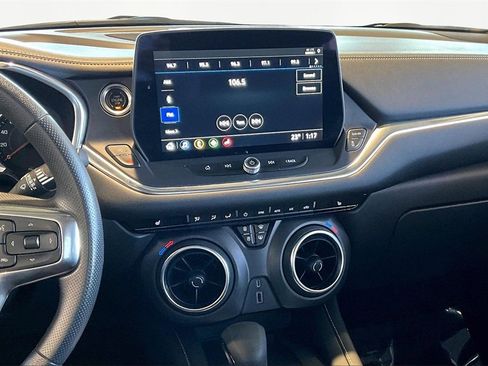 Used 2023 Chevrolet Blazer LT w/ Convenience Package image 6