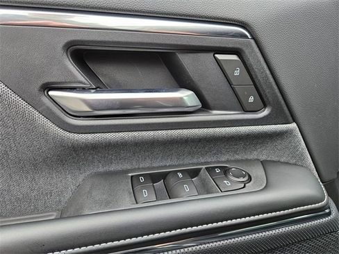 New 2026 GMC Sierra EV Elevation w/ LPO, Elevation Dark Package image 15