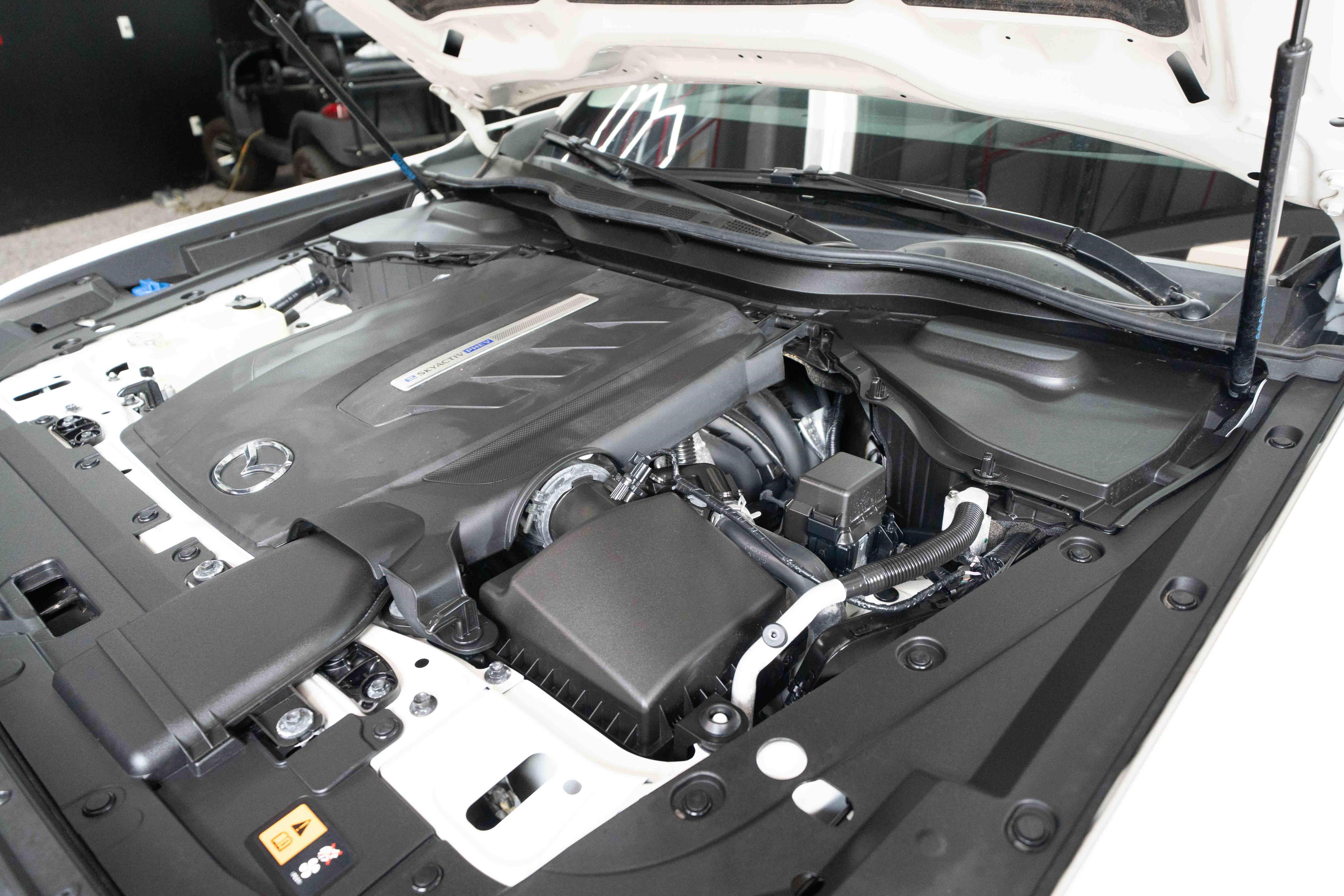 Used 2025 MAZDA CX-70 Plug-In Hybrid w/ Premium Pkg AWD/4WD image 33