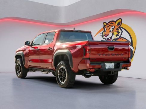 Certified 2026 Toyota Tacoma TRD Off-Road AWD/4WD image 7