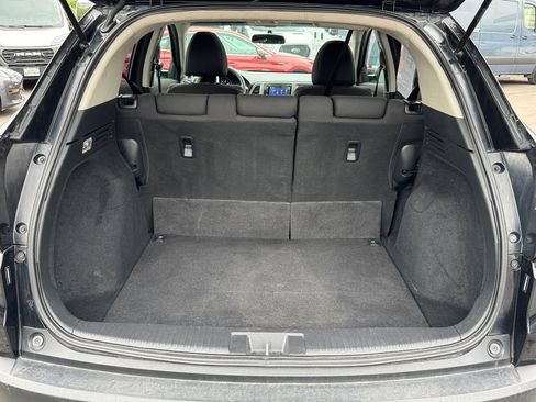 Used 2017 Honda HR-V EX image 14