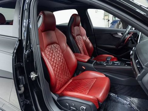 Used 2019 Audi S4 Premium Plus w/ Premium Plus Package AWD/4WD image 26