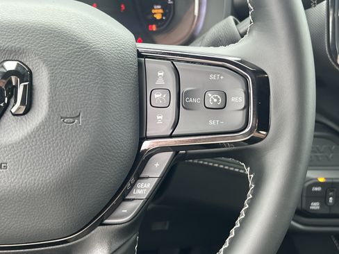 New 2026 RAM 2500 Limited AWD/4WD image 26
