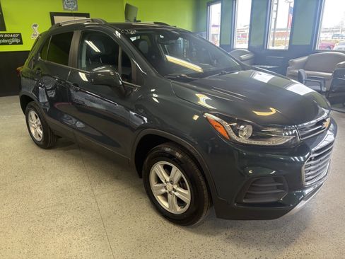 Used 2022 Chevrolet Trax LT image 38