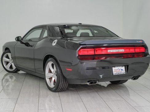 Used 2008 Dodge Challenger SRT8 image 8