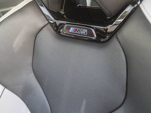 New 2027 BMW M5 w/ Executive Package AWD/4WD image 19