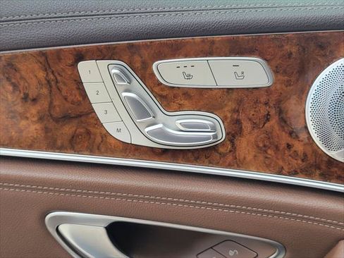 Used 2020 Mercedes-Benz E 350 Sedan w/ Parking Assistance Package image 19