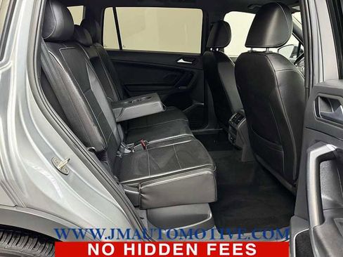 Used 2021 Volkswagen Tiguan SE R-Line image 18