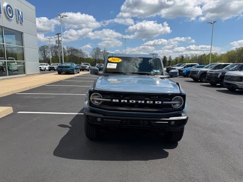 Certified 2025 Ford Bronco Outer Banks AWD/4WD image 2