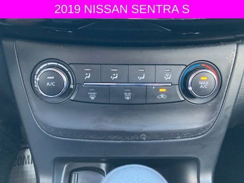 Used 2019 Nissan Sentra S image 30