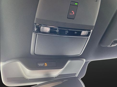 New 2025 Nissan Armada SL w/ Captain's Chari Seat Package image 29