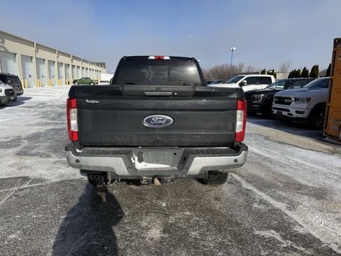 Used 2019 Ford F350 Lariat w/ Chrome Package image 6