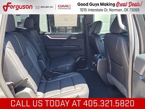 New 2026 GMC Acadia Elevation w/ Elevation Premium Package FWD image 45