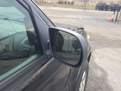 Used 2007 Ford Escape Limited image 4