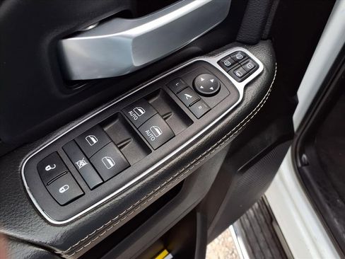 Used 2024 RAM 2500 Big Horn w/ Bed Utility Group image 21