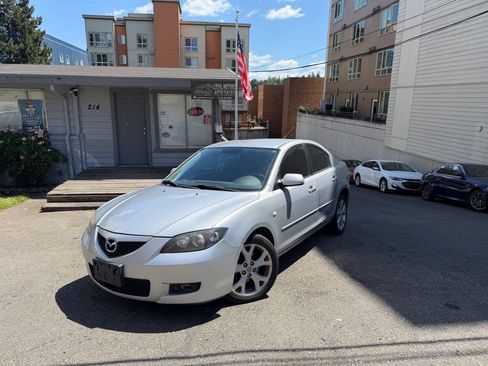 Used 2008 MAZDA MAZDA3 i Touring Value FWD image 1