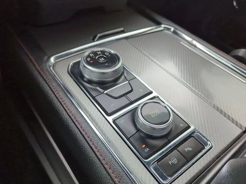 Used 2021 Ford Expedition Limited AWD/4WD image 19