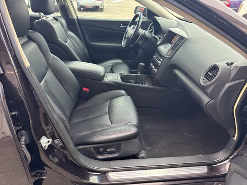 Used 2011 Nissan Maxima 3.5 SV w/ Premium Pkg image 8