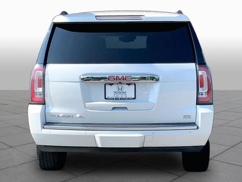 Used 2019 GMC Yukon XL Denali w/ Denali Ultimate Package RWD image 5