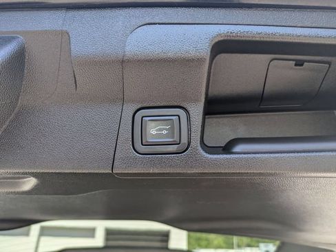 Used 2023 GMC Acadia SLT AWD/4WD image 24