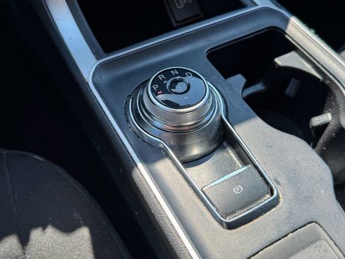 Used 2023 Ford Edge SE image 29