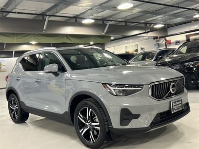 Certified 2025 Volvo XC40 B5 Core