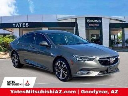 Used 2018 Buick Regal Essence w/ Driver Confidence Package #1