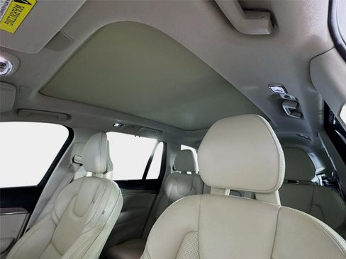 Used 2022 Volvo XC90 T6 Inscription AWD/4WD image 15