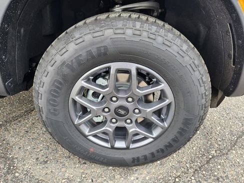 New 2025 Ford Ranger XLT w/ Equipment Group 301A High image 18