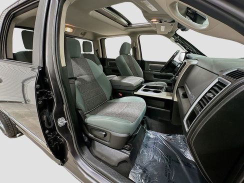 Used 2019 RAM 1500 Lone Star w/ Rambox Value Package image 29