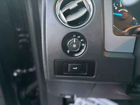 Used 2013 Ford F150 XLT w/ Luxury Equipment Group image 25