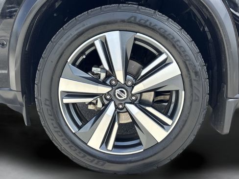 Used 2021 Nissan Rogue Platinum image 35