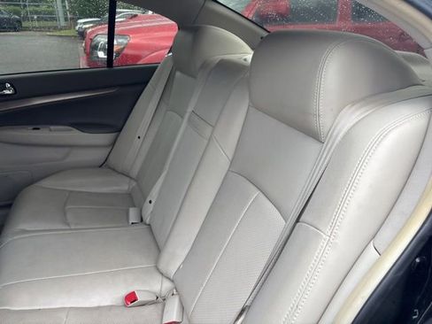 Used 2012 INFINITI G37 Journey w/ Premium Pkg RWD image 5