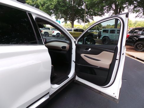Used 2022 Hyundai Santa Fe Limited FWD image 38