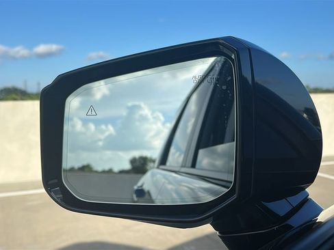Used 2026 Hyundai Palisade SEL FWD image 19