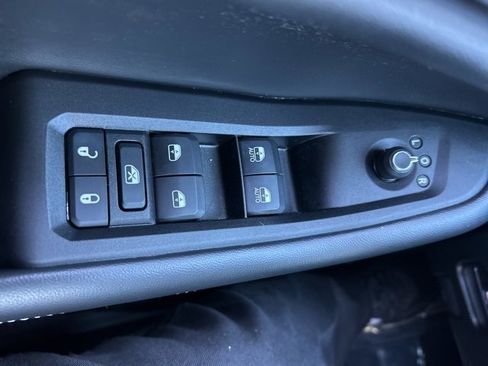 Used 2022 Jeep Grand Cherokee L Limited image 28