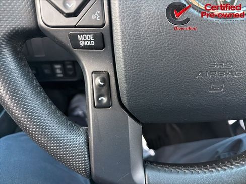 Used 2020 Toyota Tacoma TRD Off-Road AWD/4WD image 63