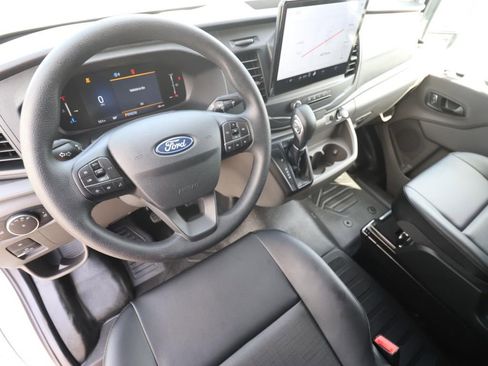 New 2026 Ford Transit 250 148 Medium Roof RWD image 8