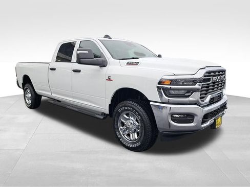 New 2026 RAM 2500 Tradesman AWD/4WD image 8