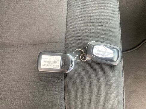 Used 2024 Jeep Grand Cherokee Laredo image 33