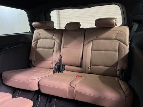 New 2026 Lincoln Navigator Black Label AWD/4WD image 33