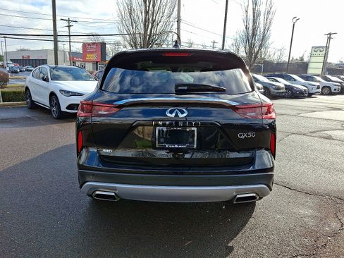 Certified 2025 INFINITI QX50 Luxe image 5