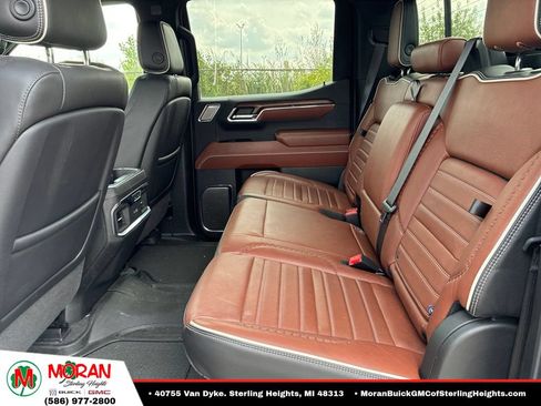 Used 2024 GMC Sierra 1500 Denali Ultimate AWD/4WD image 12