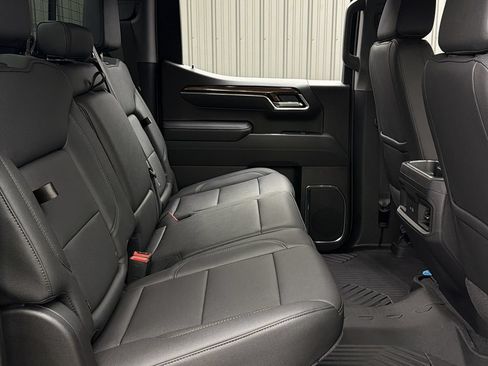 Used 2026 Chevrolet Silverado 1500 LT AWD/4WD image 39