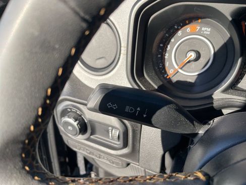 Used 2024 Jeep Wrangler Sport S image 23