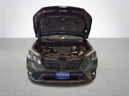 Used 2024 Subaru Forester Premium AWD/4WD image 4
