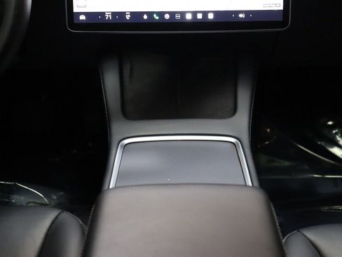 Used 2023 Tesla Model 3 Standard Range image 36